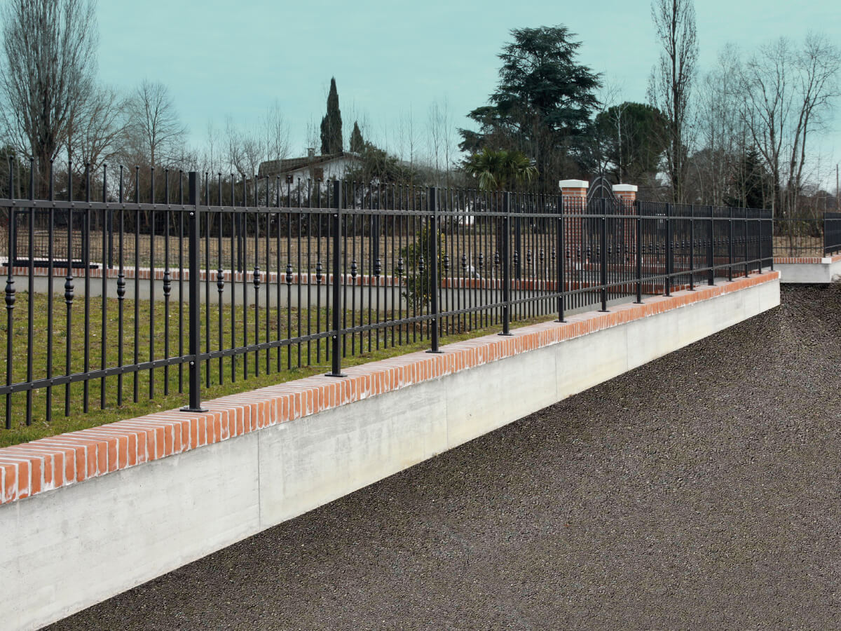 Modular fencing Artistic fencing with horizontal double flat bars