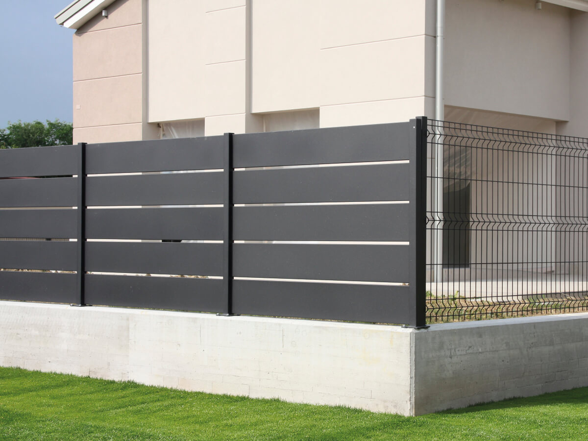 Modular fencing Slats