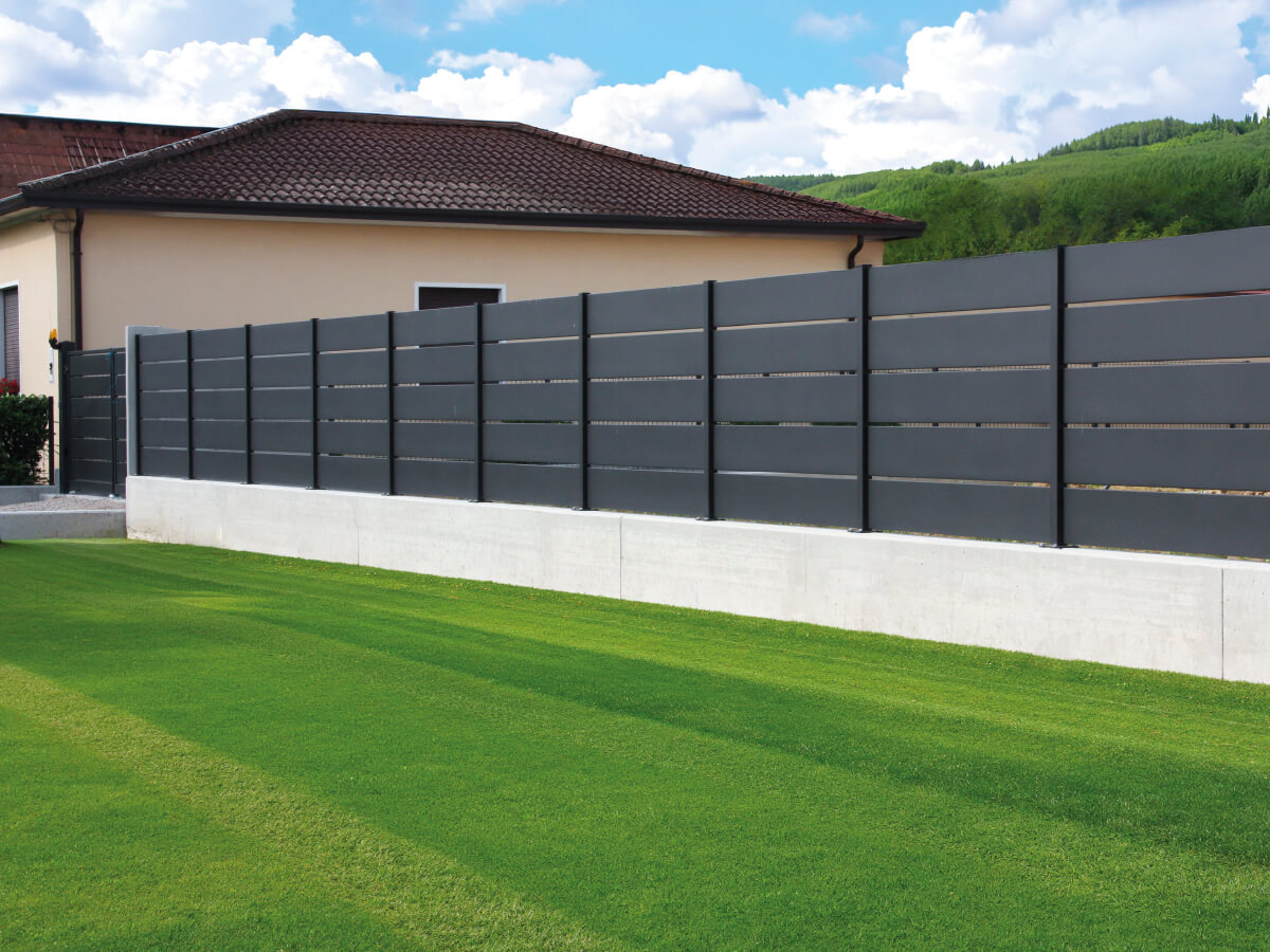 Modular fencing Slats