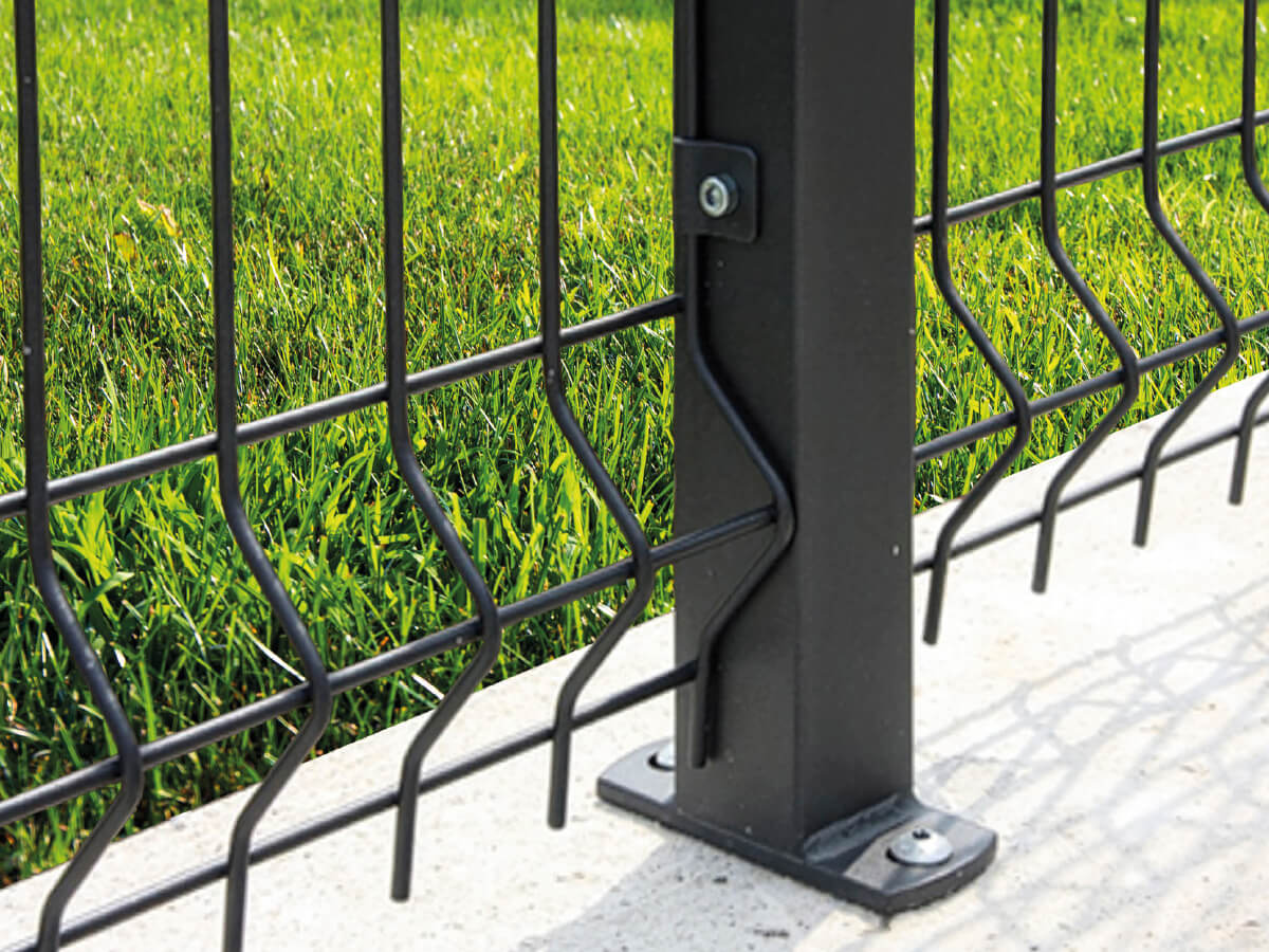 Modular fencing Uprights, accessories and components