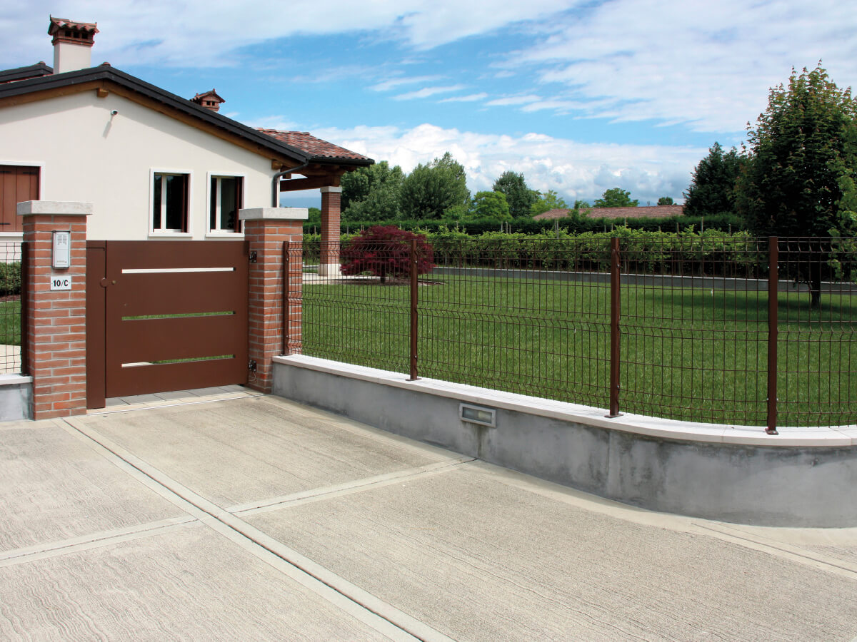 Modular fencing Refi