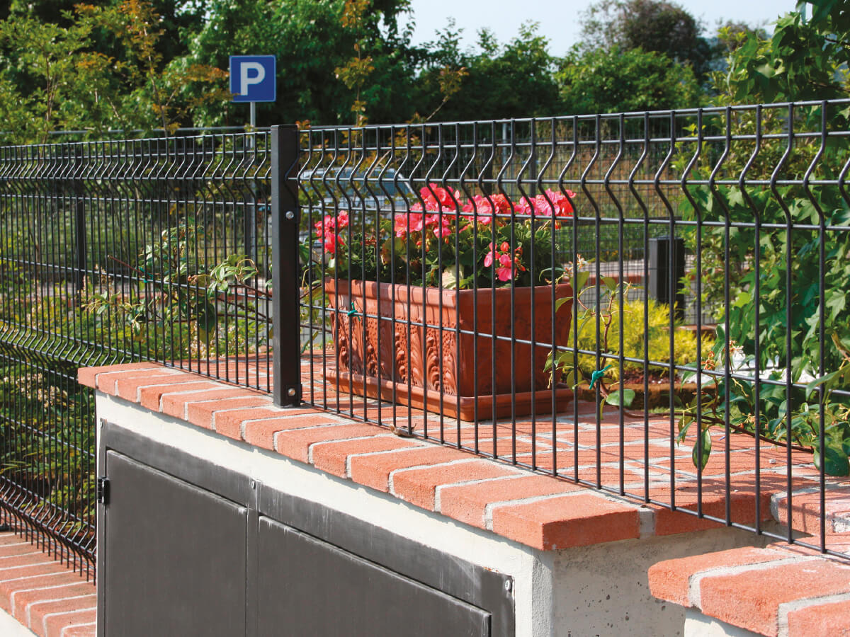 Modular fencing Refi