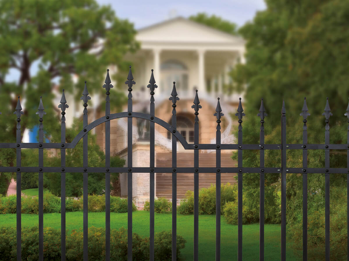 Modular fencing 1800s style fencing